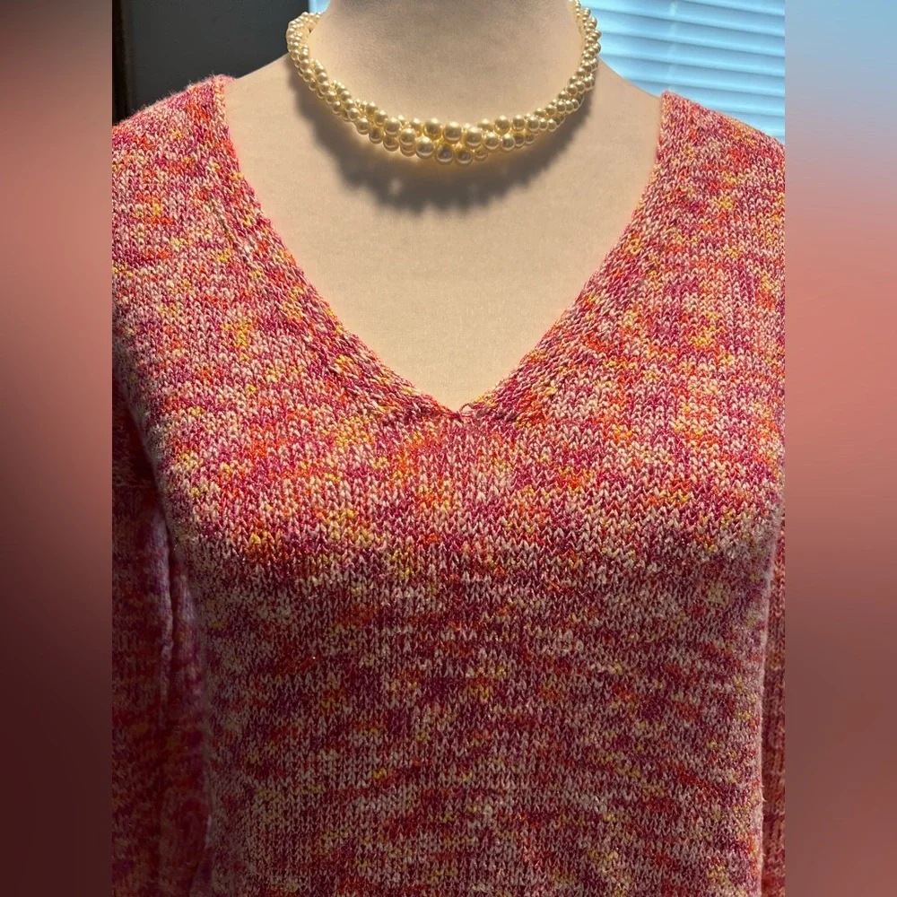 J. Crew Cozy Pink V-Neck Sweater In EUC. Size XS